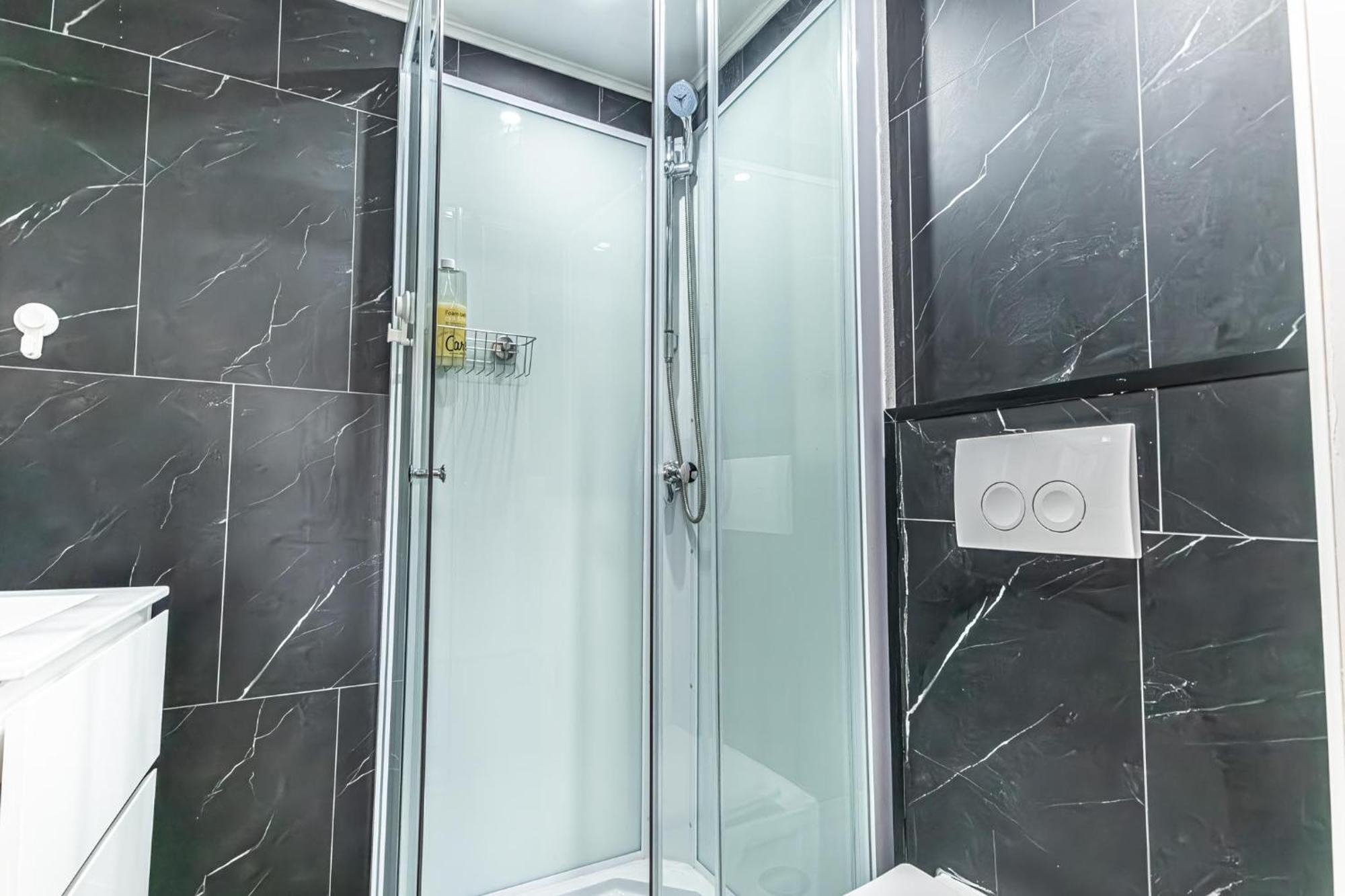 Spacious Shared 5br In The Heart Of Appartement *